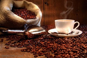 品味咖啡-咖啡豆上的咖啡