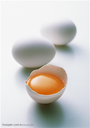 新鲜鸡蛋-鸡蛋中的蛋黄