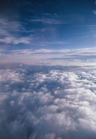 空中俯拍蓝天白云