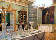 皇宫皇室餐桌