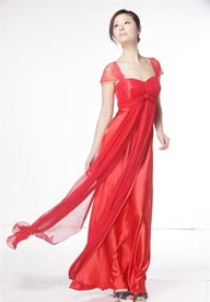 穿红色丝绸连衣裙成熟性感美女林心如